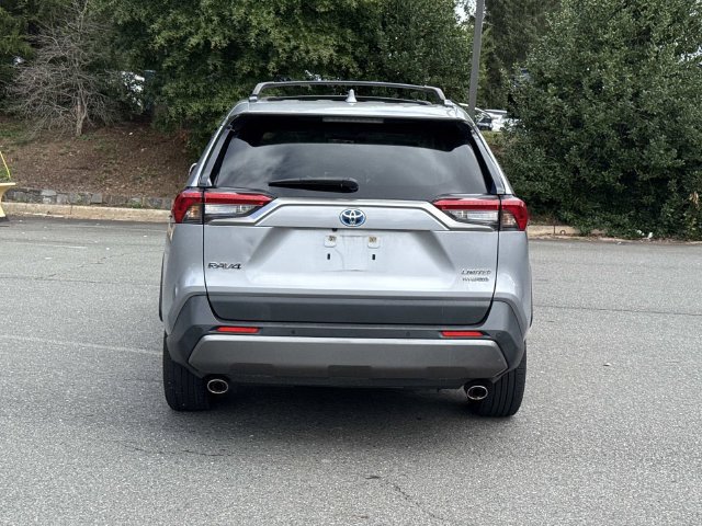 Used 2019 Toyota RAV4 Limited w/ Carpet Mat Package AWD/4WD image 3