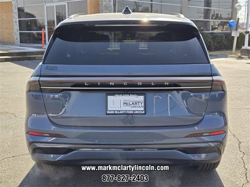 New 2026 Lincoln Nautilus Reserve w/ Jet Appearance Package image 11