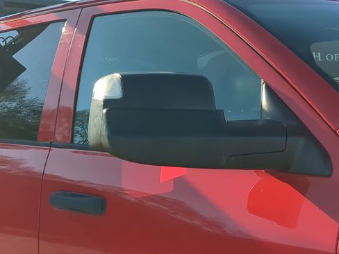 Used 2021 RAM 5500 Tradesman w/ Chrome Appearance Group image 10