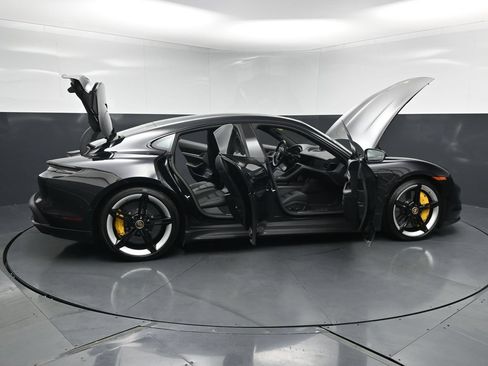 Used 2024 Porsche Taycan Turbo S w/ Premium Package AWD/4WD image 36