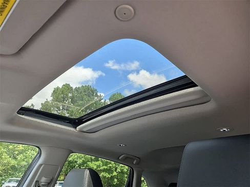 New 2026 Honda HR-V EX-L image 10