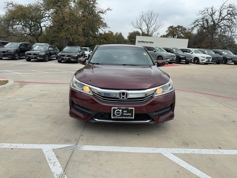 Used 2017 Honda Accord LX image 8