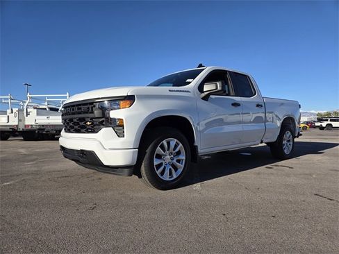 New 2026 Chevrolet Silverado 1500 Custom image 2