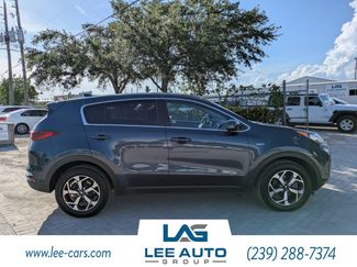 Used 2021 Kia Sportage LX AWD/4WD video 2