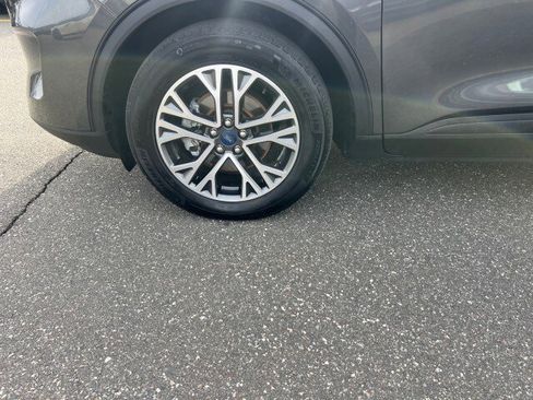 Used 2020 Ford Escape SEL image 27