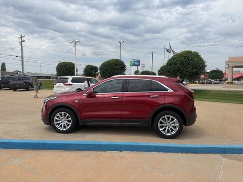 Used 2019 Cadillac XT4 Luxury FWD image 12
