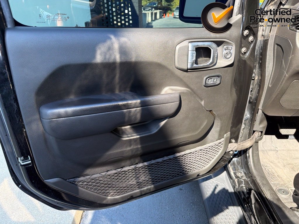 Certified 2023 Jeep Gladiator Sport AWD/4WD image 41