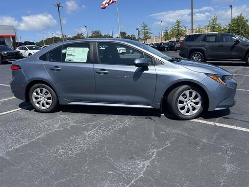 New 2026 Toyota Corolla LE FWD image 2