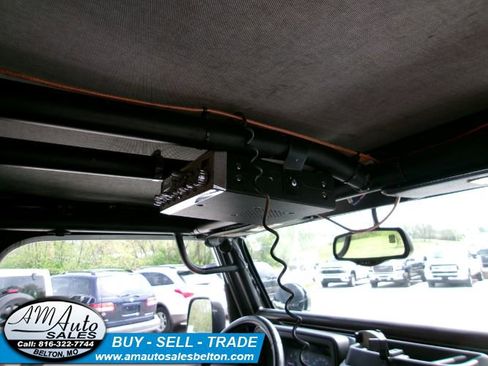 Used 2006 Jeep Wrangler Rubicon image 16