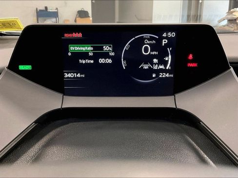 Used 2024 Toyota Prius XLE AWD/4WD image 14
