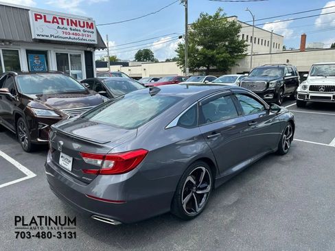 Used 2018 Honda Accord Sport image 5