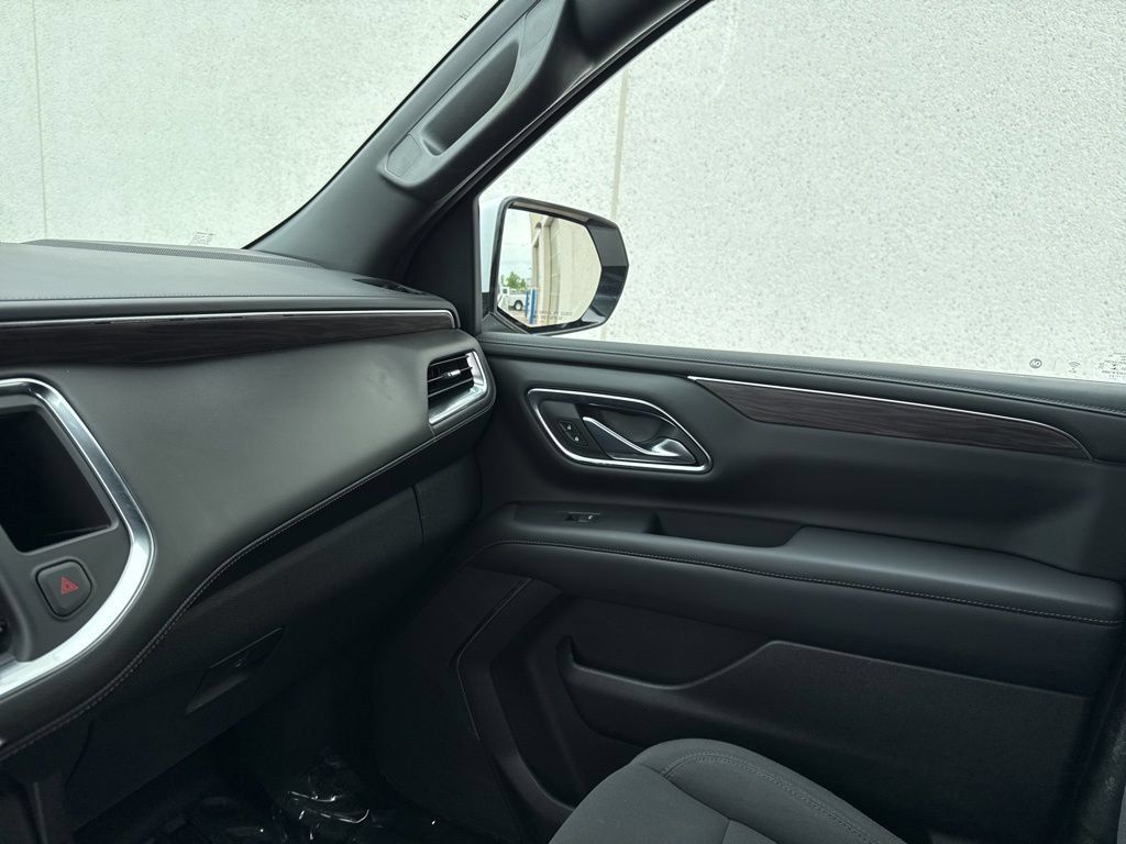 Used 2021 Chevrolet Tahoe 4WD image 23