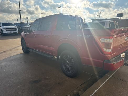 Used 2021 Ford F150 Lariat image 9