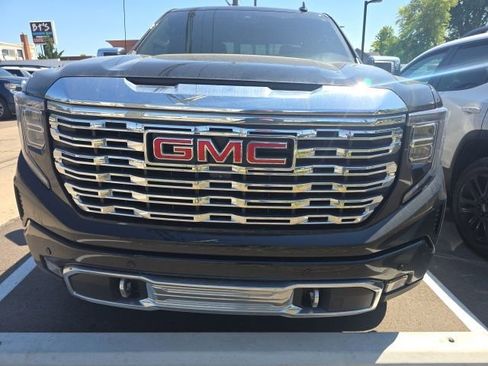 Used 2024 GMC Sierra 1500 Denali AWD/4WD image 3