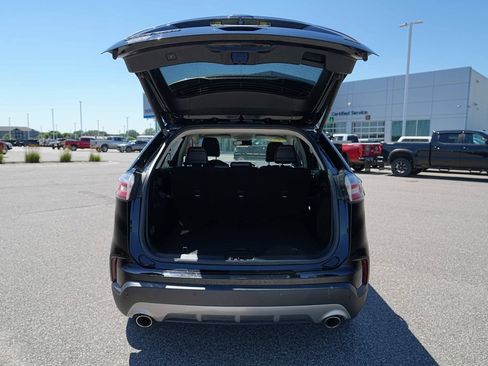 Used 2022 Ford Edge Titanium AWD/4WD image 14