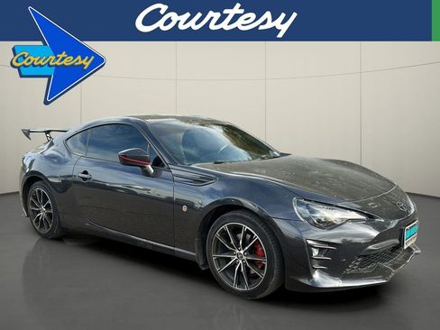 Used 2019 Toyota 86 image 1