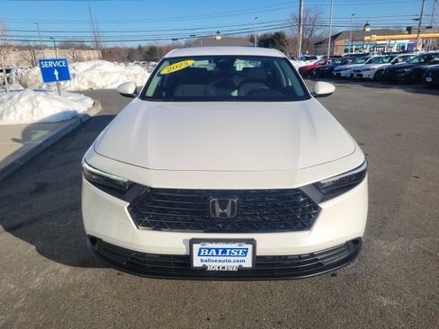 Used 2025 Honda Accord LX image 11