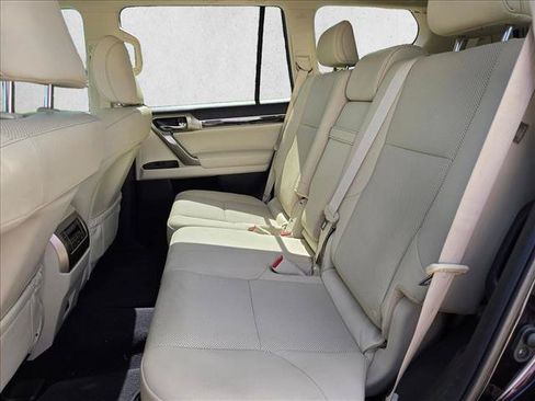 Used 2021 Lexus GX 460 Premium w/ Premium Package AWD/4WD image 20