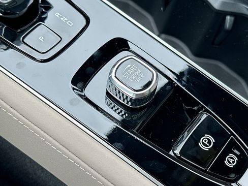New 2026 Volvo XC90 B6 Plus AWD/4WD image 19