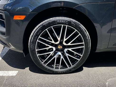 Certified 2026 Porsche Macan AWD/4WD image 14