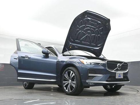 Used 2023 Volvo XC60 B5 Plus w/ Climate Package AWD/4WD image 49