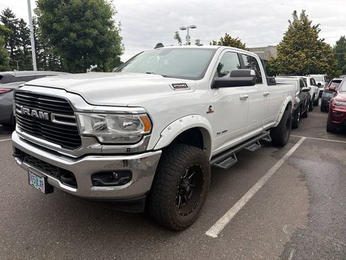 Certified 2019 RAM 2500 Big Horn AWD/4WD image 3