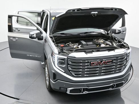 Used 2024 GMC Sierra 1500 Denali w/ Technology Package AWD/4WD image 48