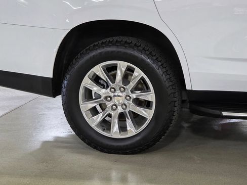 Used 2023 Chevrolet Tahoe Premier AWD/4WD image 9