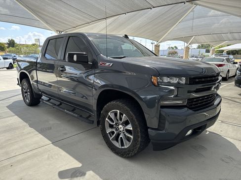 Used 2022 Chevrolet Silverado 1500 RST AWD/4WD image 7