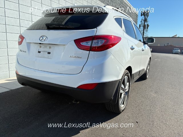 Used 2015 Hyundai Tucson Limited w/ Option Group 03 FWD image 3