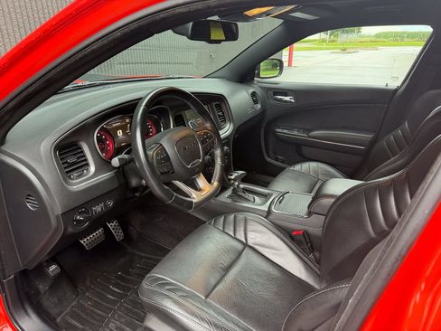 Used 2016 Dodge Charger SRT Hellcat w/ Harman/Kardon Audio Group RWD image 10