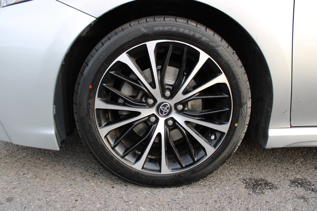 Used 2019 Toyota Camry SE w/ Convenience Package FWD image 25