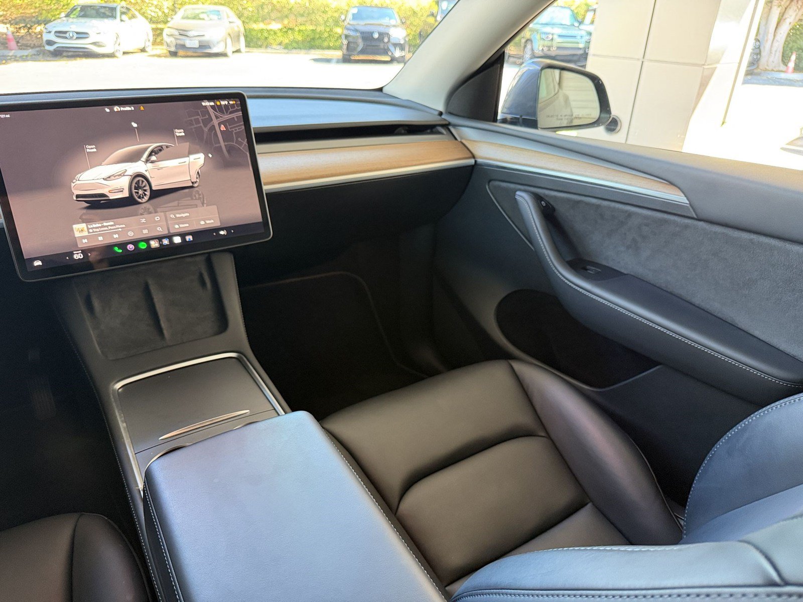 Used 2023 Tesla Model Y Long Range AWD/4WD image 28