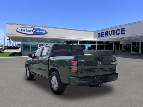 Used 2024 Nissan Frontier SV w/ SV Convenience Package RWD image 6