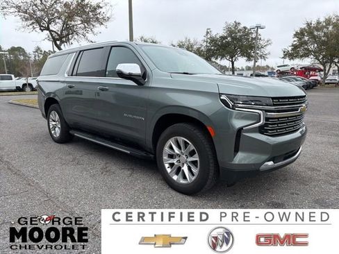 Used 2023 Chevrolet Suburban Premier image 1