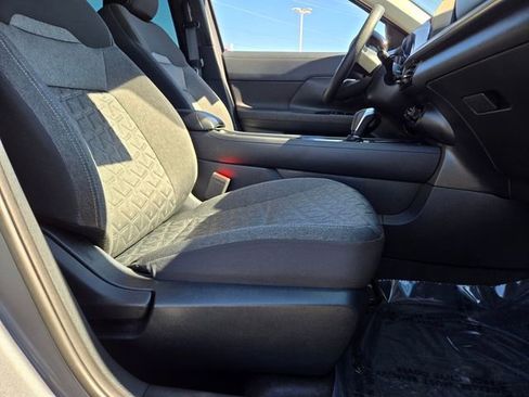 Used 2026 Nissan Kicks SV image 14