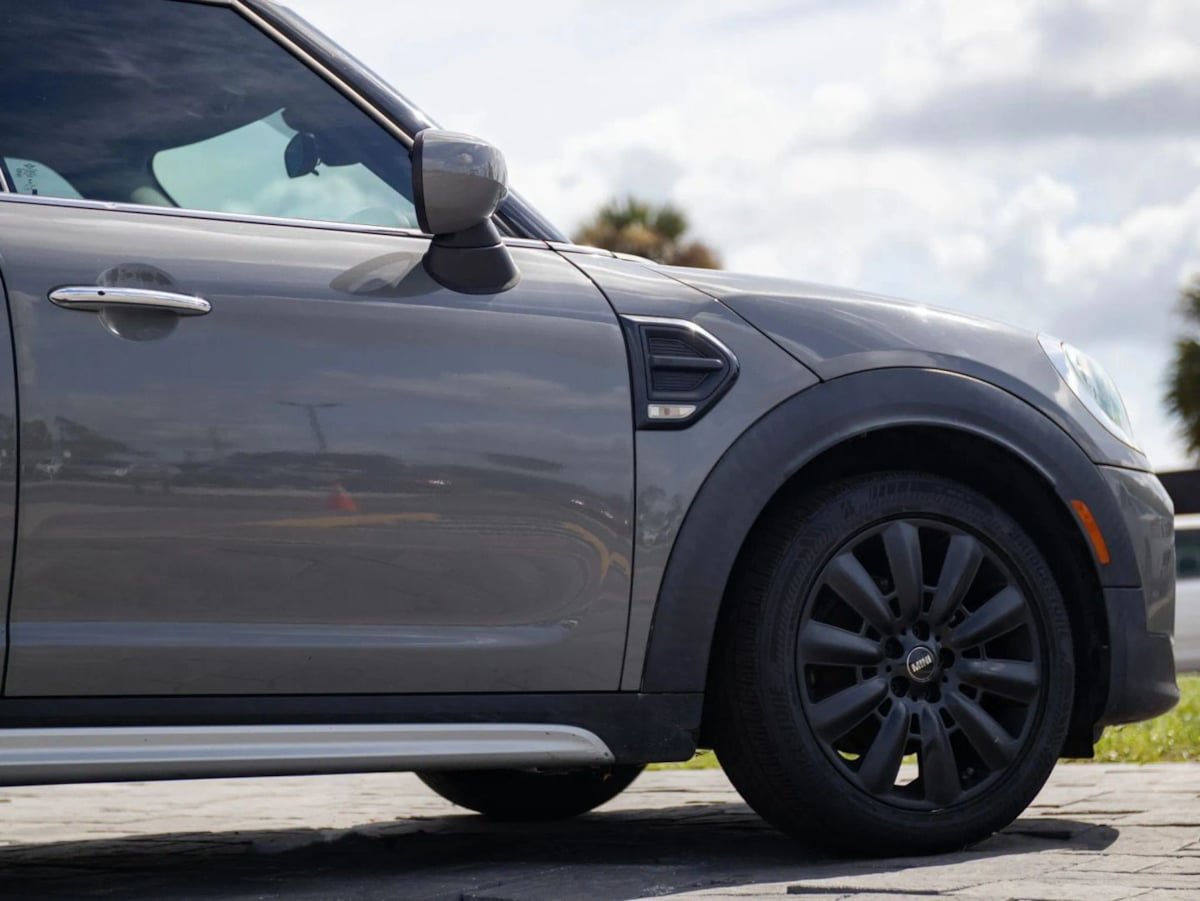 Used 2023 MINI Cooper Countryman FWD image 16