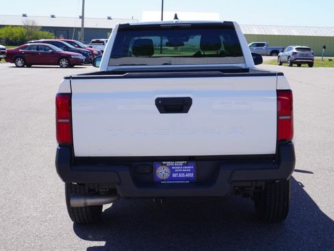Used 2024 Toyota Tacoma SR RWD image 4