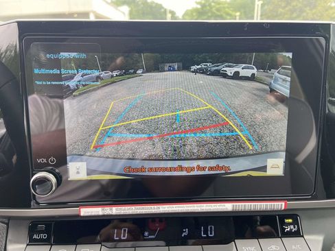 Used 2026 Toyota Camry SE w/ Convenience Package FWD image 22