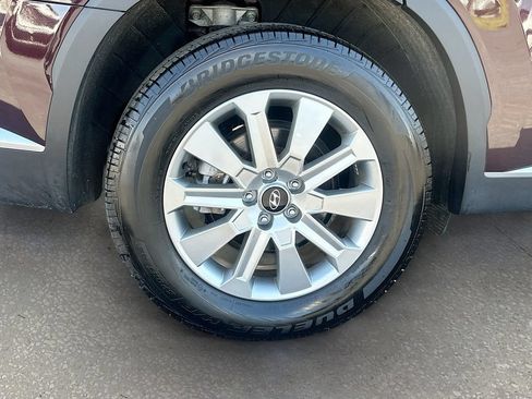 Used 2024 Hyundai Palisade SEL FWD image 32