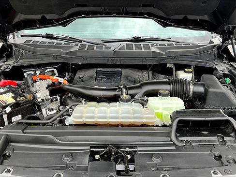 Used 2021 Ford F150 Lariat w/ Equipment Group 502A High AWD/4WD image 35