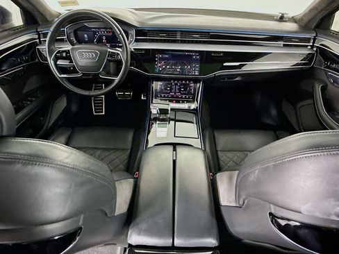 Used 2020 Audi S8 L image 13