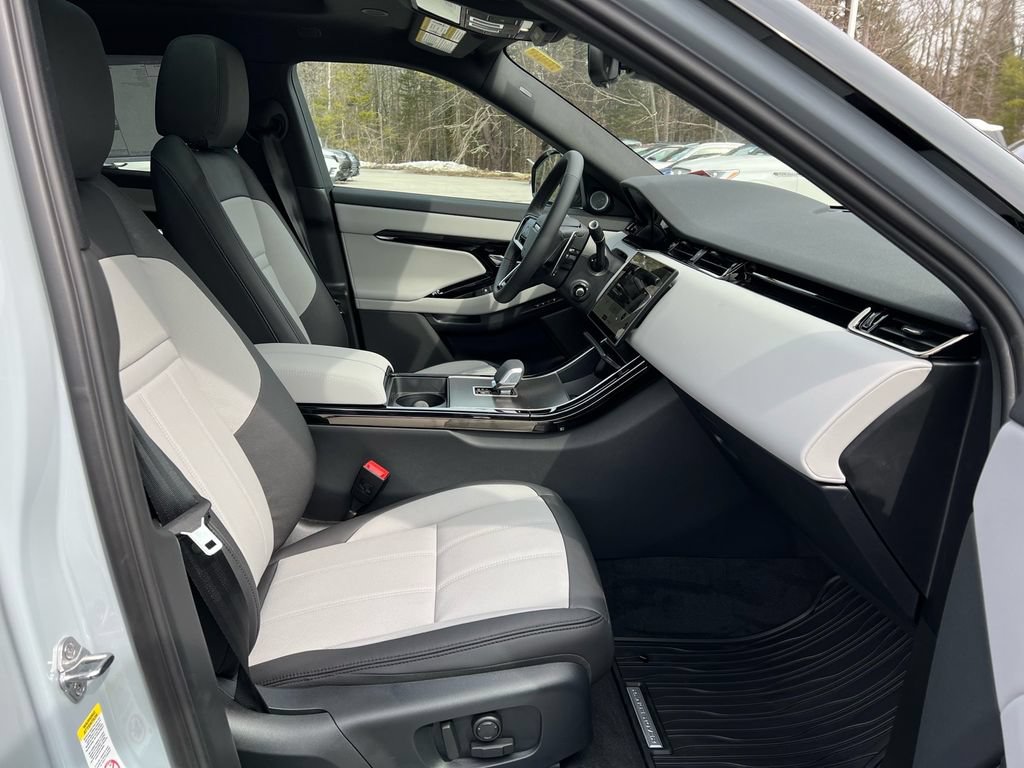 New 2026 Land Rover Range Rover Evoque Dynamic SE AWD/4WD image 29