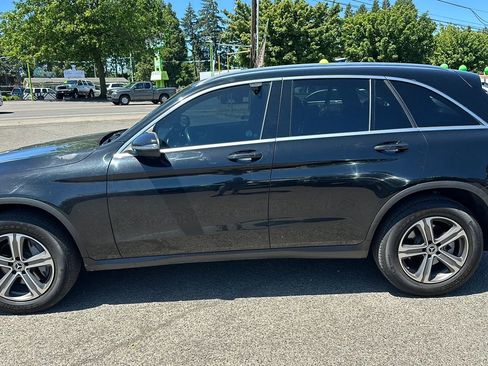 Used 2019 Mercedes-Benz GLC 300 4MATIC image 7