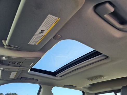 Used 2018 GMC Sierra 1500 SLT w/ All Terrain Package image 19