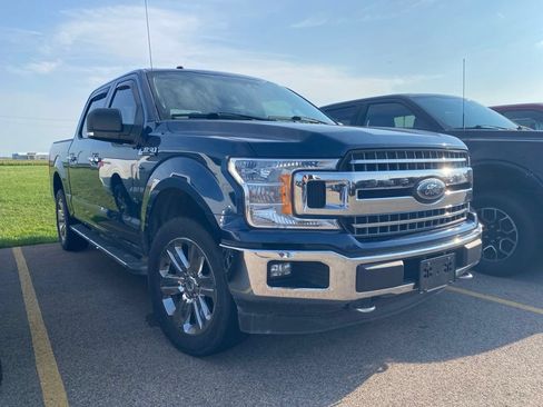 Used 2018 Ford F150 XLT w/ Equipment Group 302A Luxury AWD/4WD image 3