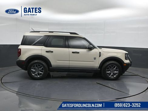 Used 2025 Ford Bronco Sport Big Bend AWD/4WD image 3