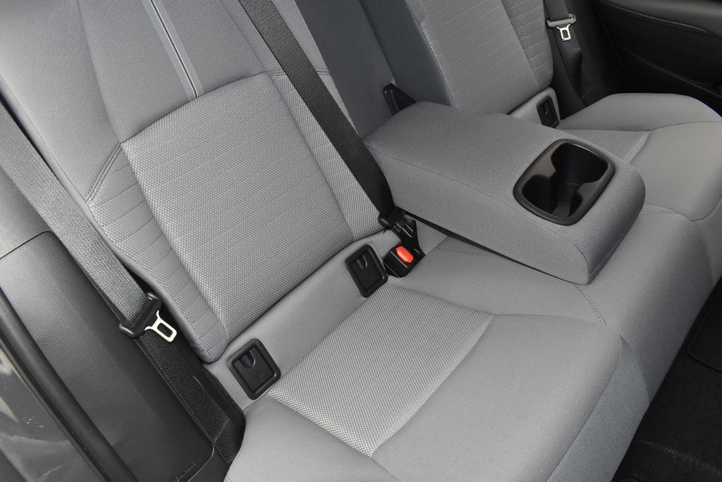 Used 2025 Toyota Corolla SE FWD image 28