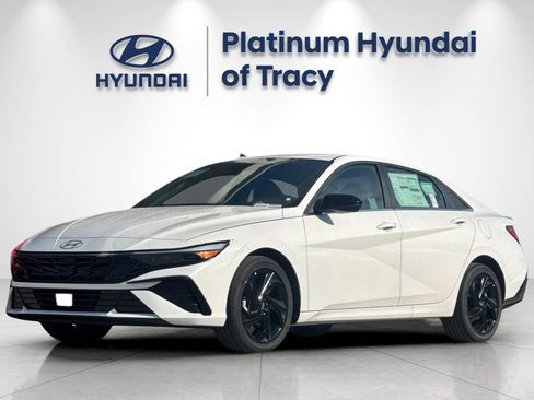 New 2026 Hyundai Elantra SEL Sport Premium FWD image 8