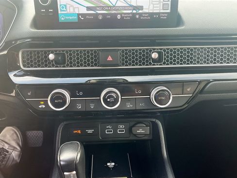 Used 2023 Honda Civic Touring image 20